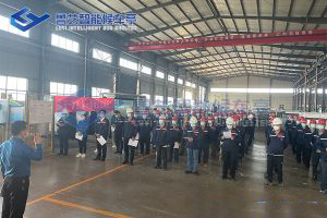 魯藝候車(chē)亭廠家在6日召開(kāi)第一季度總結(jié)動(dòng)員大會(huì)